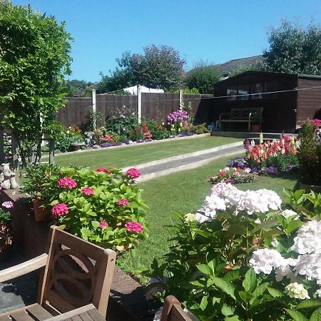 Sterling Bed & Breakfast Llandudno Buitenkant foto