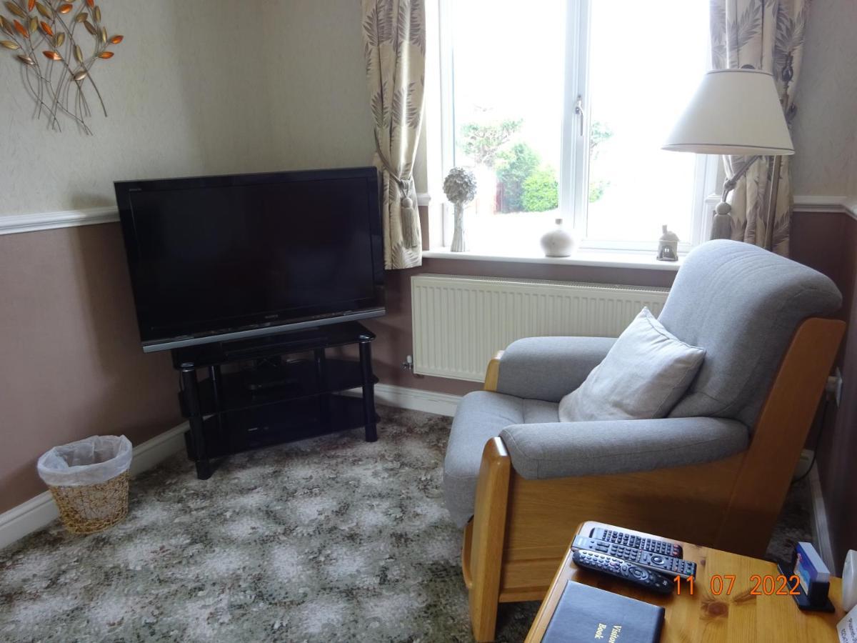 Sterling Bed & Breakfast Llandudno Buitenkant foto
